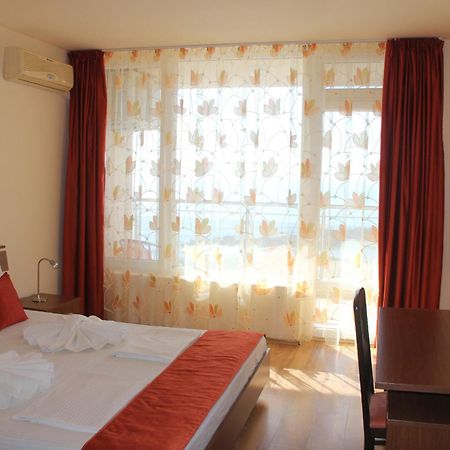 רבדה Aurelia Beach Complex מראה חיצוני תמונה