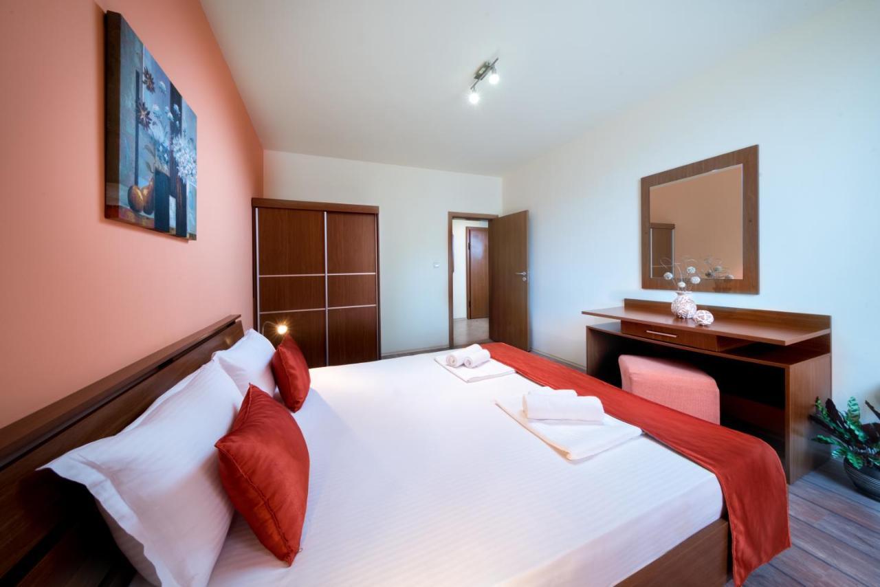 רבדה Aurelia Beach Complex מראה חיצוני תמונה