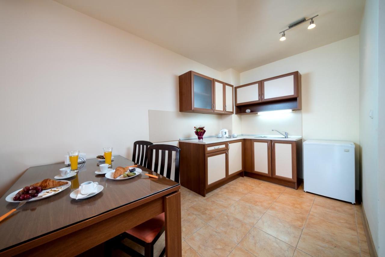 רבדה Aurelia Beach Complex מראה חיצוני תמונה