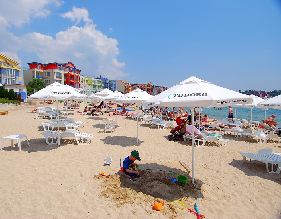 רבדה Aurelia Beach Complex מראה חיצוני תמונה