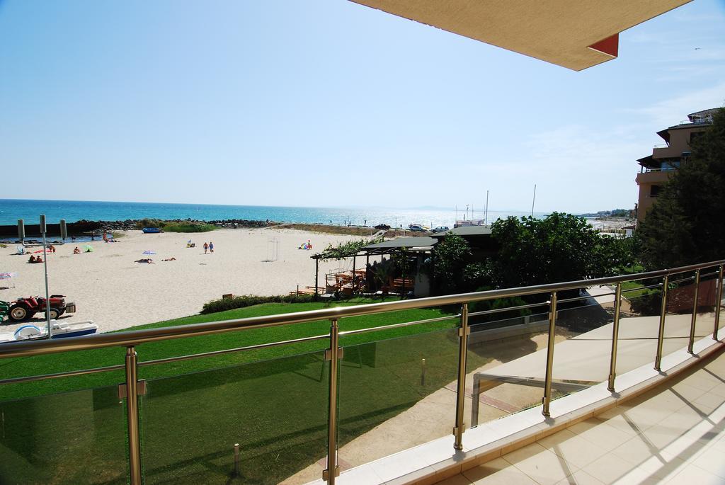 רבדה Aurelia Beach Complex חדר תמונה